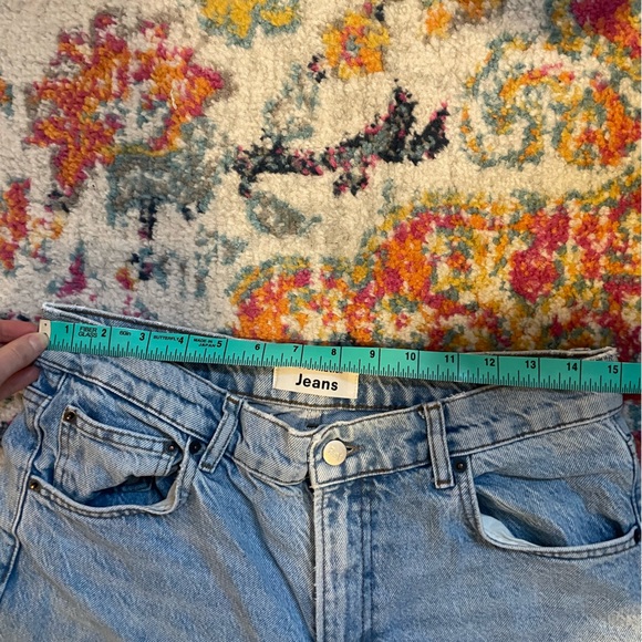 Reformation Vintage High Straight Crop in Montauk - Picture 6 of 8